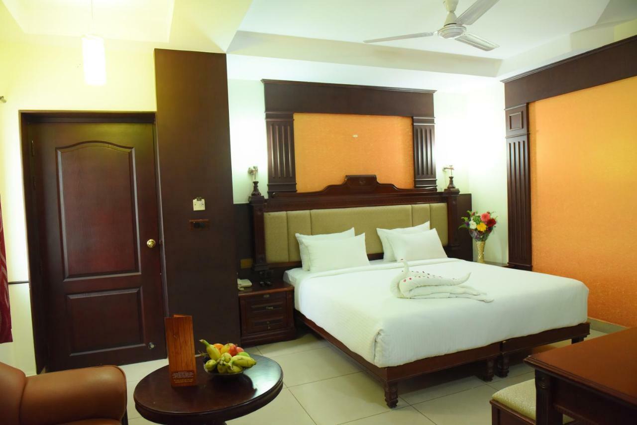 Chendhoor Residency Hotel Tiruchirappalli Exterior foto
