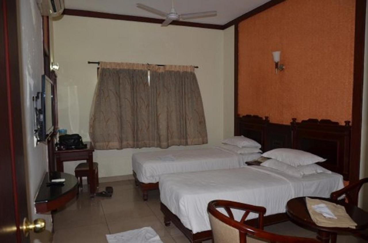 Chendhoor Residency Hotel Tiruchirappalli Exterior foto